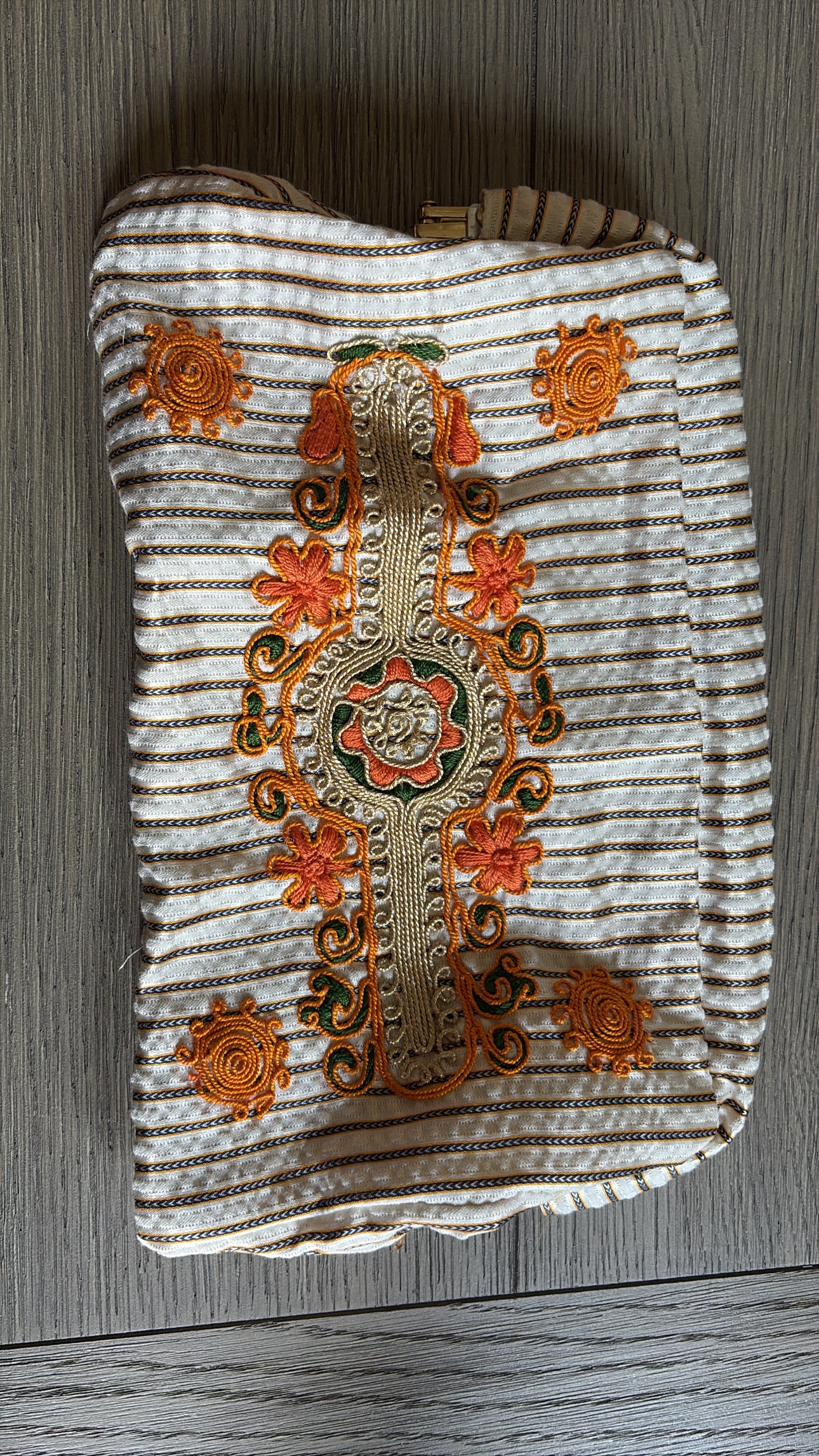 Gold Tahrirah Clutch