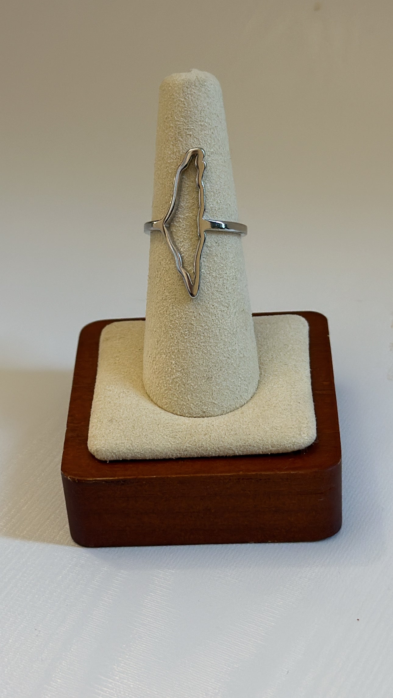Paliestine ring